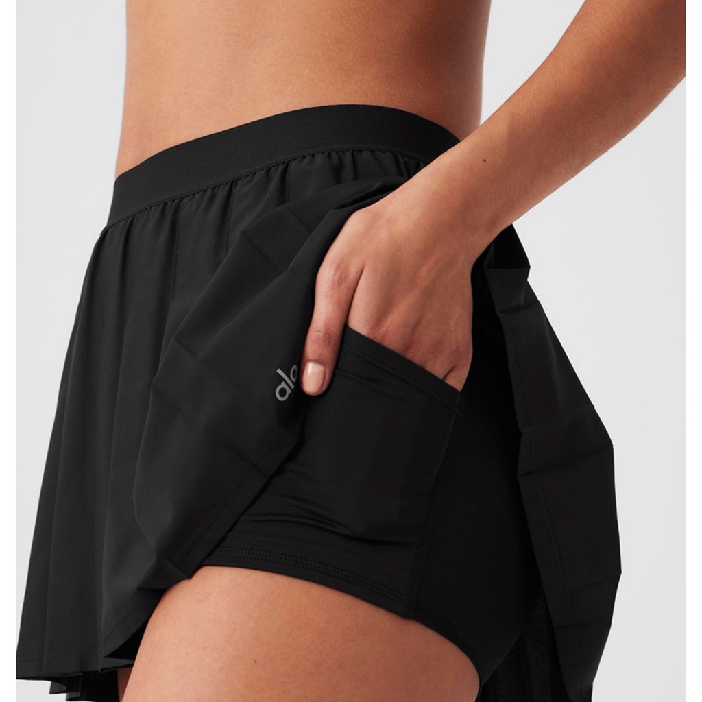 Alo Yoga Women's Black Athletic Shorts